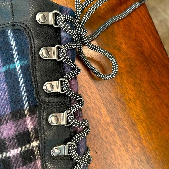 Pajar Snow Boots, 8-8 1/2, Excellent condition! - Picture 9 of 11